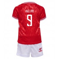 Camisa de time de futebol Dinamarca Rasmus Hojlund #9 Replicas 1º Equipamento Infantil Europeu 2024 Manga Curta (+ Calças curtas)